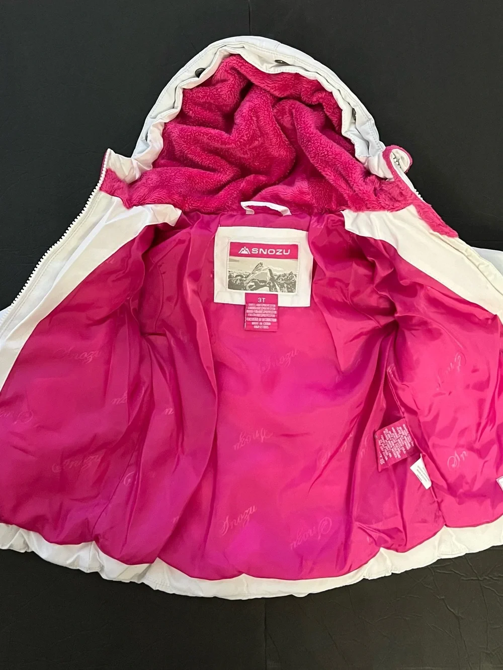 Snozu 3T kids girls White Puffer Jacket with Pink Lining